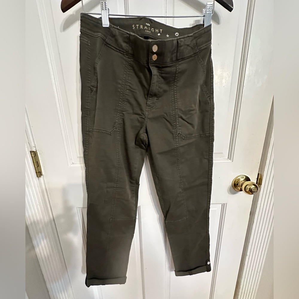 WHBM crop skinny jean